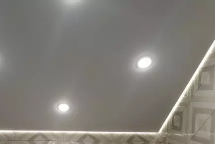 Сатиновый натяжной потолок